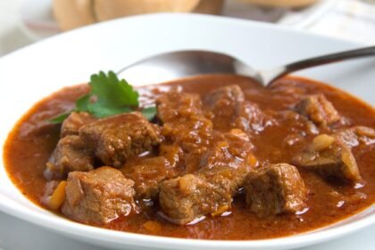 gulasch rezept